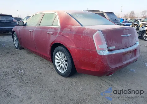2013 Chrysler 300 Motown z USA, uszkodzony, nr VIN 2C3CCAAG1DH643890